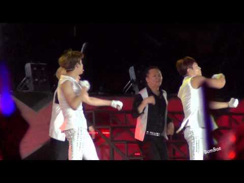 [Fancam] 121125 TVXQ - O - Jung.Ban.Hap. [SMTown  in BKK]