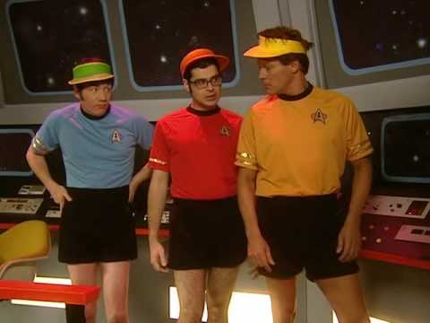 Bullyparade: Unser (T)Raumschiff - Frühjahrsmode (Traumschiff)