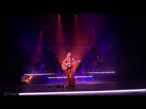 Becky Hill - Perfect People | O2 Academy Brixton 13/10/21