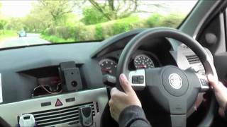 preview picture of video 'Driving My BSM Vauxhall Astra 1.6 Training Car'