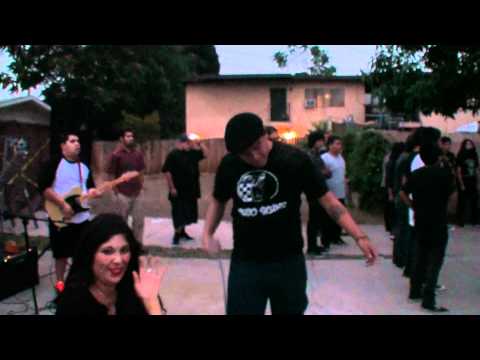 Rudo Skunk - La Primera (Live @ Chaz's Backyard Gig)