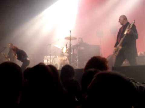 Triggerfinger feat Selah Sue - Mercy