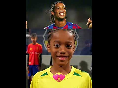 MINI RONALDINHO 😍⚽