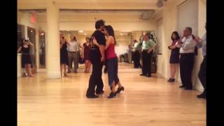 Argentine Tango: Daniella Pucci & Luis Bianchi - Milonga lesson
