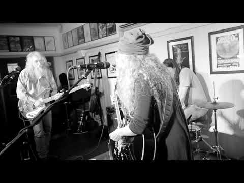 Francisca Griffin & The Bus Shelter Boys + friends @ The Crown, Dunedin NZ on 28 Aug 2020