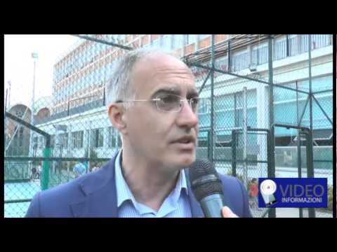 Se a un gattino striscia segni Il rimedio di gente per pulirsi di un organismo di parassiti