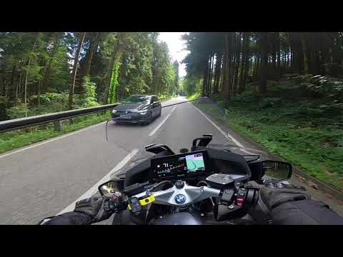BMW R1250RT Motorradtouren in der Gruppe oder lieber "free solo"?