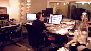 Nik Jekelson Recording Bass