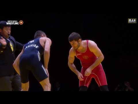 GR FINAL 60kg: Ibragim Labazanov (RUS) 1-3 Edward Barsegjan (POL)