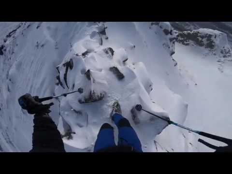 Ridge down from Jubelbakktinden in Gryttingsdalen (Vesterålen)