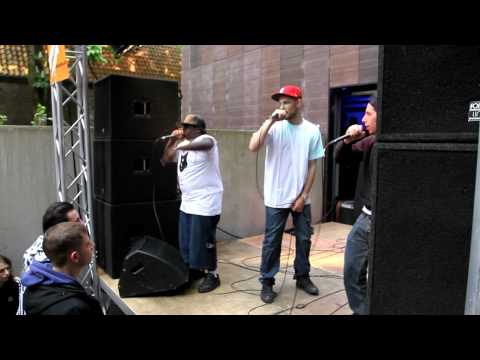 Batja! & Jawnson - Duck Down (Live at Zieke Zuiden Jam Queensday)