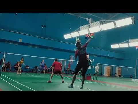 Happy happy main bareng ko LS n kak Bella Moningka