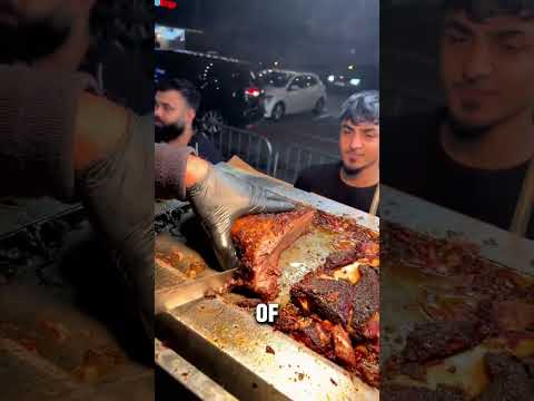 He wanted £10 worth of Brisket #ukfoodies #bbq #brisket