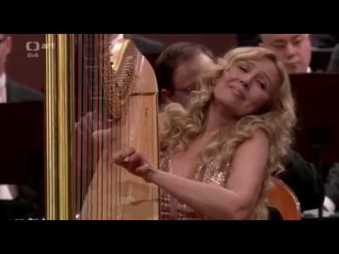 JANA BOUŠKOVÁ & ANDREA RYSOVA play W.A.MOZART Flute and Harp Concerto 2.movement