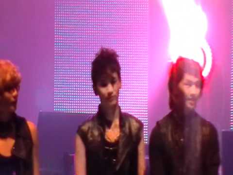 101023 Korean Pop Night Concert 2010 - Ending (SHINee)