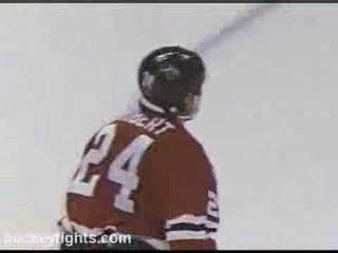 Bob Probert vs Tony Twist