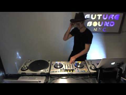 Futurebound NYC: Deephouse, Techno and Techhouse DJ Mix by Peter Munch Oct 5th 2012 (1/2)