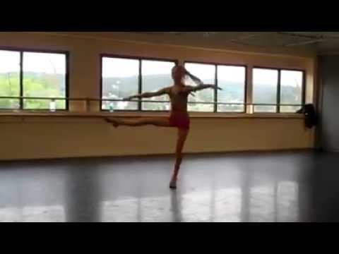 A la Seconde Combo turn Dena'h Gregory