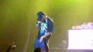 LiL FiZZ PERFORMiN BEDS