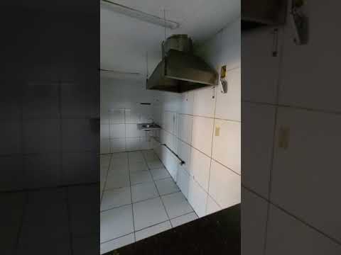 Loja em container no Lago Jacarey (LJ 105)