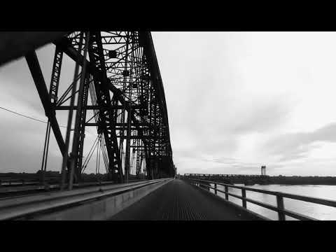 "Trying To Love You" -  Fischer ft Junior Paes (Enjoy It While It Lasts Remix)