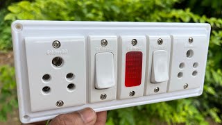 Multi purpose double Sockets extension box with an indicator |