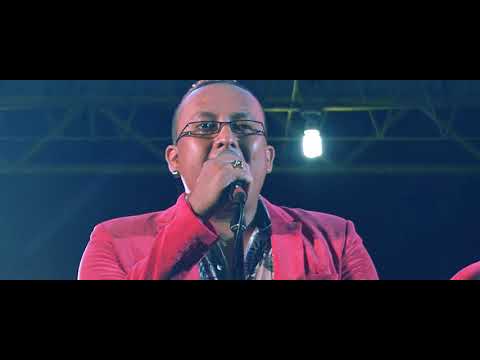 Los Yennys del Peru - El Silbido del Amor en Vivo 2019