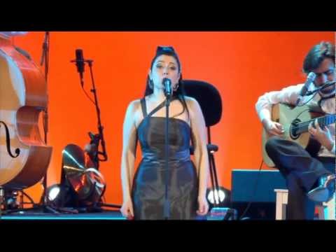 "Fungagá Da Bicharada" - Deolinda no Coliseu dos Recreios 2011