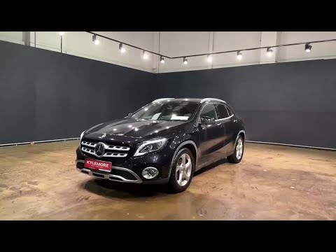 Mercedes-Benz GLA GLA 180 - LEATHER SEATS - Image 2