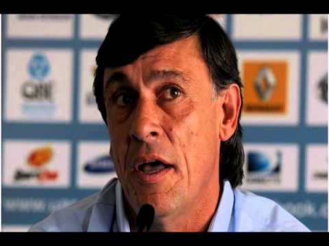 DANIEL HOURCADE, ENTRENADOR DE LOS PUMAS