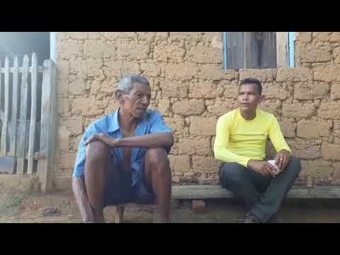 O repórter Val Marques conheceu a Cachoeira do Herculano por cima em Itaetê Bahia.