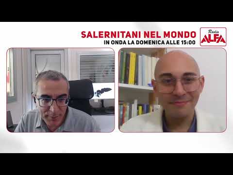 L'insegnante e cantante Vincenzo Cicale si esibisce alla Festa internazionale del Poncho Argentina