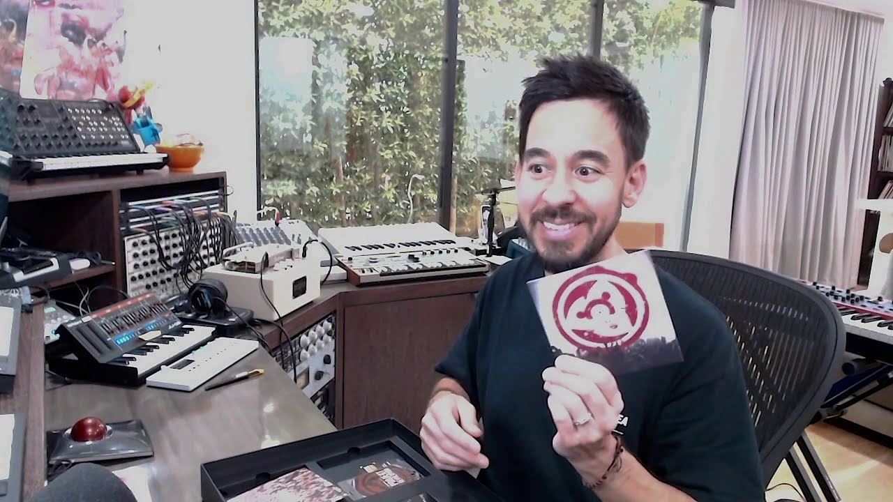 Mike Shinoda Unboxing - Hybrid Theory 20th Anniversary Edition Super Deluxe Box Set - YouTube