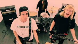 BLEEDING KNEES CLUB - GIRLS CAN DO ANYTHING