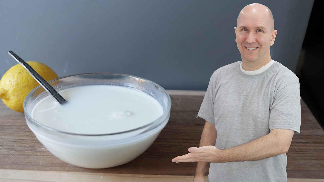 How to Make Buttermilk at Home with 2 Ingredients