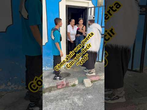 Cómo abrir una puerta con solo una palabra #broma #elpersonajedelasemana #humor #yo #comedy