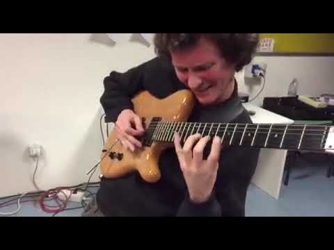 Ten sec.with Carvin/Kiesel Allan Holdsworth model guitar