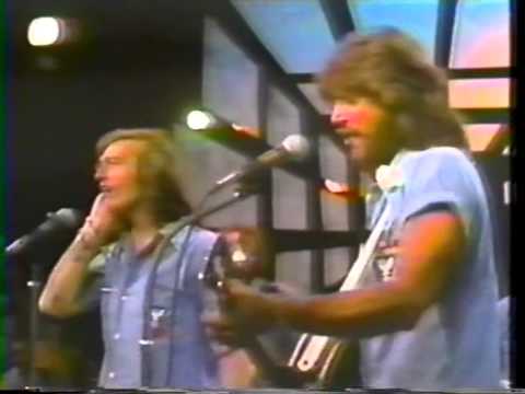 Videoclip de Edge Of The Universe — Bee Gees