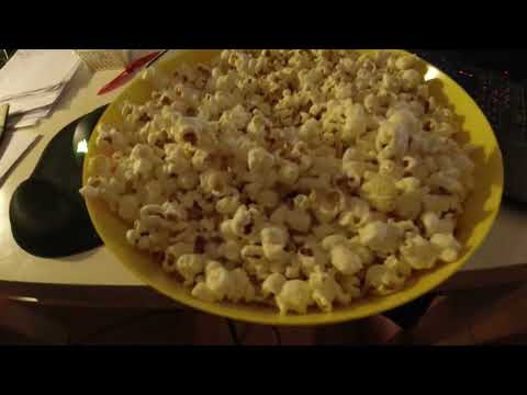 MongoTV_9364 - Del 1 - POPPER POPCORN TORSDAG MIDNAT I 30 GRADER VARM LEJLIGHED OG SNAKKER