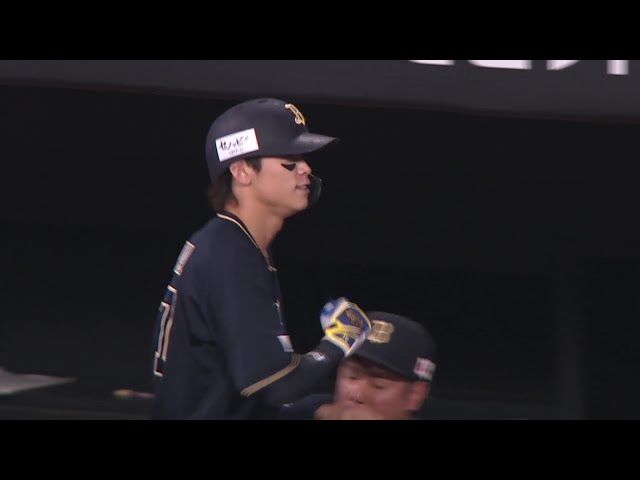 【5回表】衝撃の4試合連発!! バファローズ・中川圭太 レフトへのソロホームランを放つ!! 2025年8月21日 北海道日本ハムファイターズ 対 オリックス・バファローズ