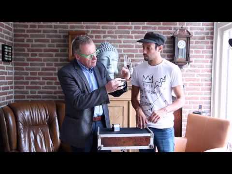 Saturn Magic -Vault by Leo Smetsers - Trick