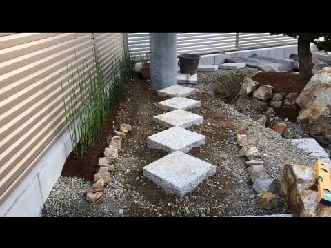 jardin-japonais-étang-pont-conifères-bonsaï