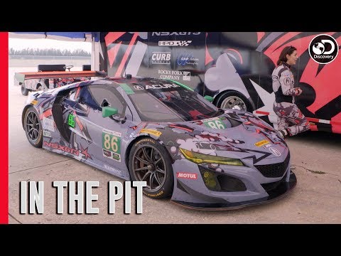 遊覽凱瑟琳-萊格的車｜在維修站裡 (Tour Katherine Legge's Car | In the Pit)