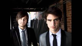 White Christmas - Panic! At The Disco.