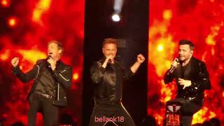 WESTLIFE (When you are looking like that + Fool Again + If I Let You Go) 'The Hits Tour' NY