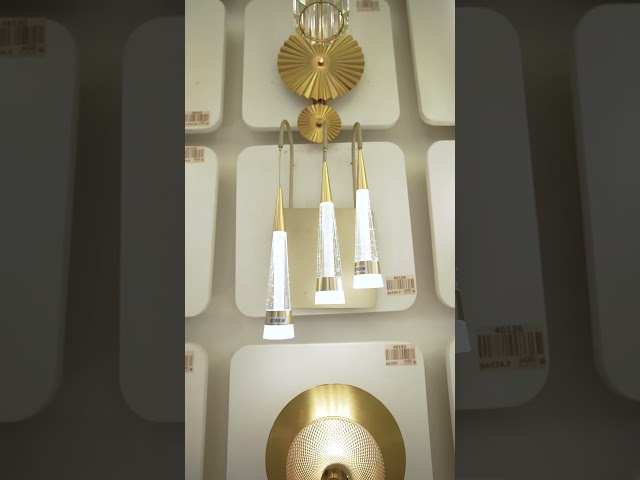 ابليك مودرن جداري علاقي ثلاثي بكرستال راقي