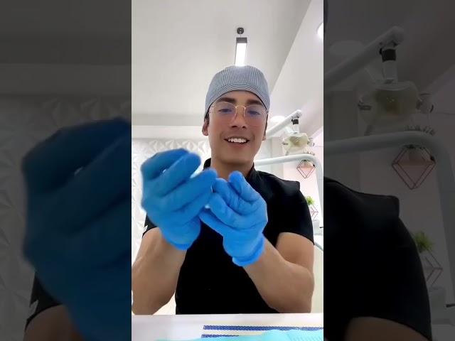 Vídeo relacionado con Dientes de Vampiro,3 pares Dentadura Falsa 3 tamaños Disfraz Colmillos con pegamento sólido,Colmillos de Dientes de Vampiro para Dientes de Fiesta de Halloween(13/15/17 mm)