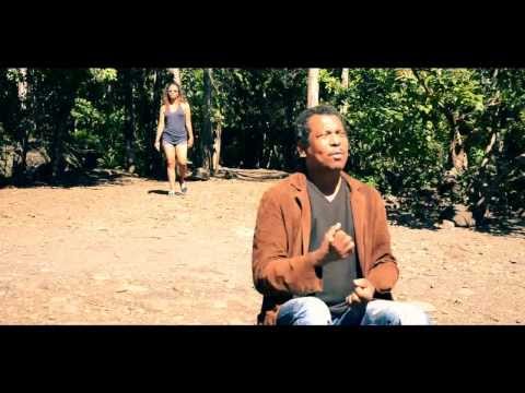 CASSIYA DÉSIRE FRANÇOIS CLIP OFFICIEL  "to prezans "