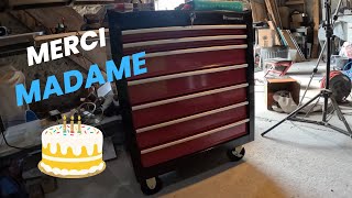 ENFIN UNE SERVANTE POUR MES OUTILS!!!!!! JOYEUX ANNIVERSAIRE MOI!