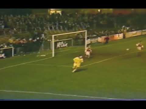 ARCHIVE: Scarborough 4 York City 2 - 19.12.92